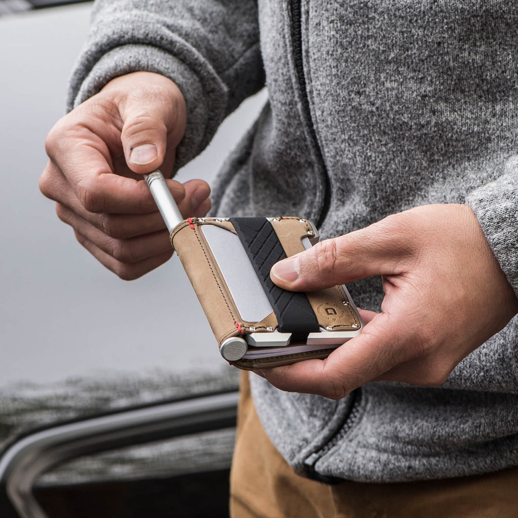 D01 Dapper™ Pen Wallet