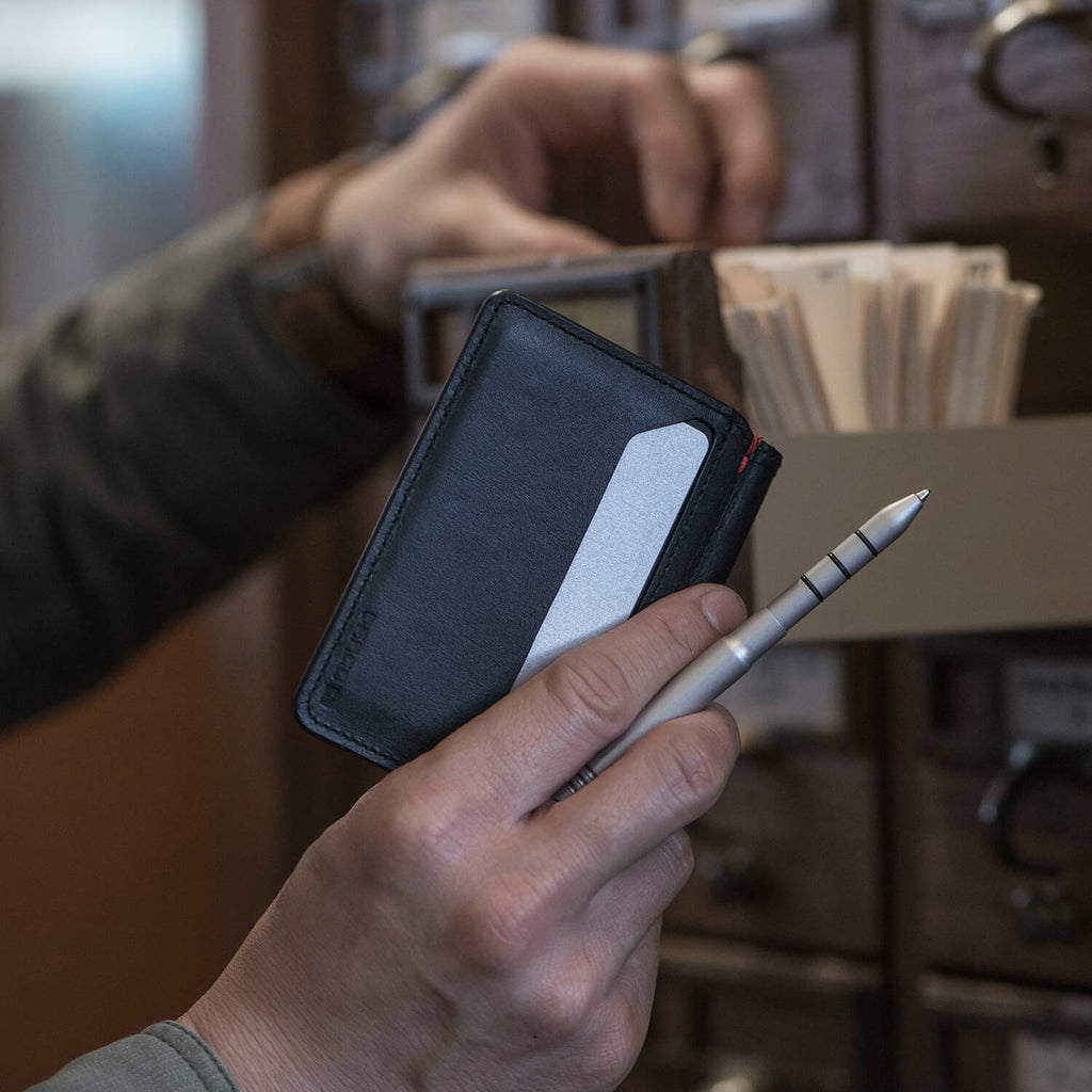 D01 Dapper™ Pen Wallet