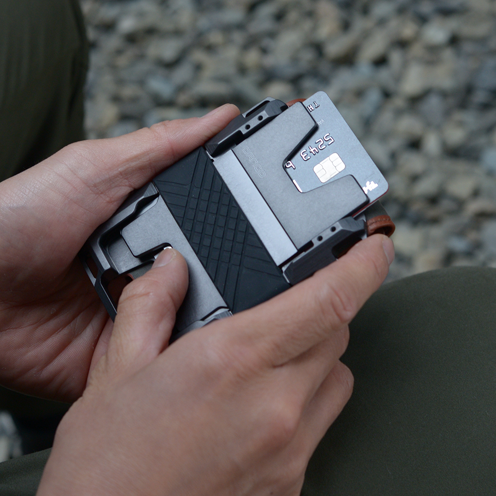 M1 Maverick™ Bifold Wallet - 4 Pocket Bifold Leather